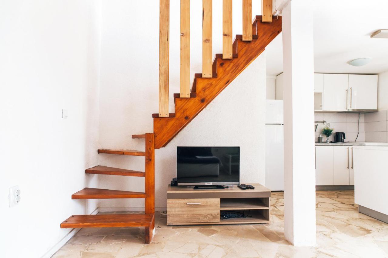 Charming Apartments With Garden Бол Экстерьер фото