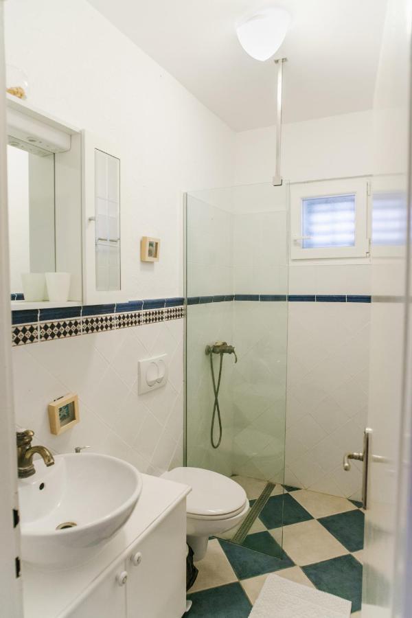 Charming Apartments With Garden Бол Экстерьер фото
